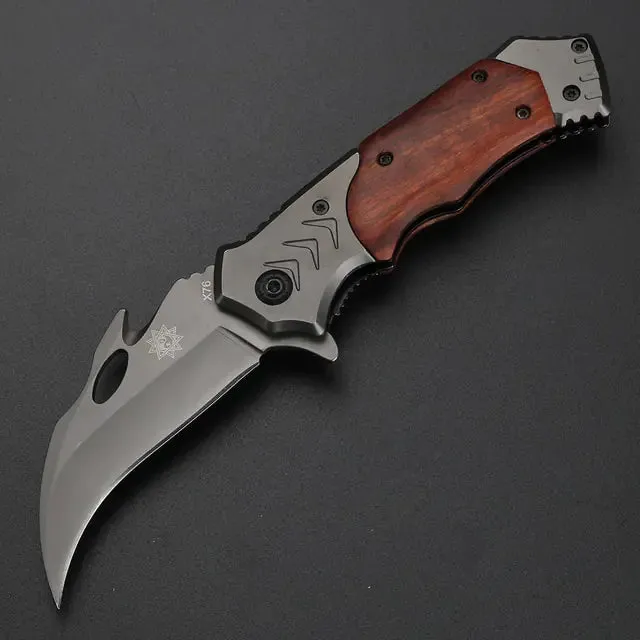 Compact Adventurer's Knife